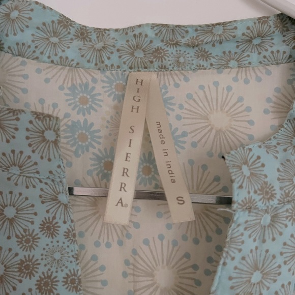 High Sierra blouse - Picture 2 of 6
